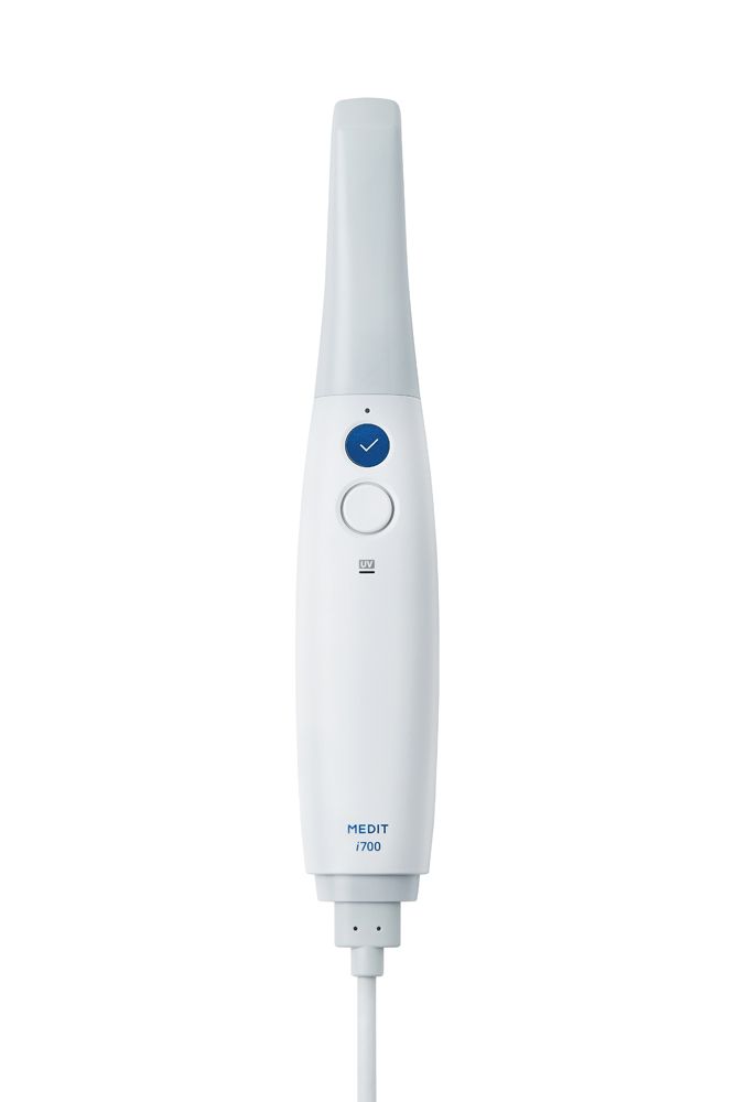 Medit i700 intraoral camera